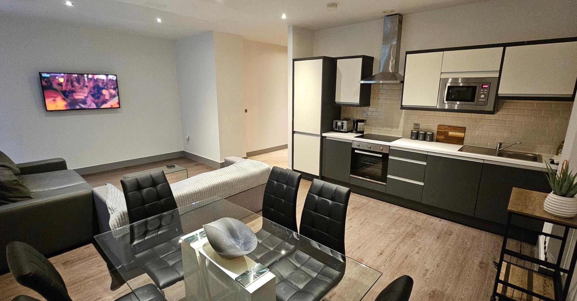 Apartment 8 Water Street *